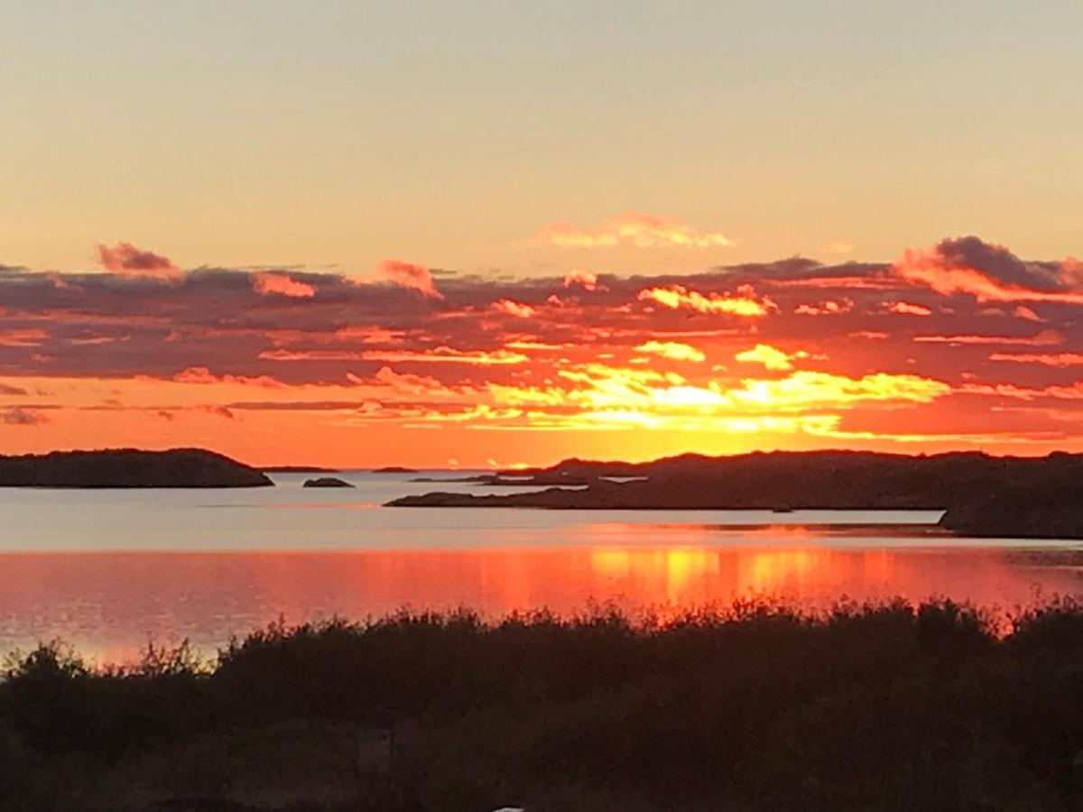 Stuga I Naturskoent Omrade Pa Vaestra Tjoern Saby ภายนอก รูปภาพ